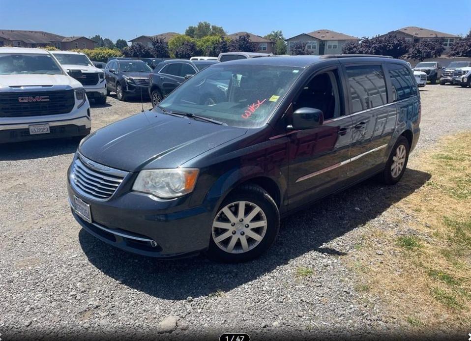 used 2014 Chrysler Town & Country car, priced at $9,795