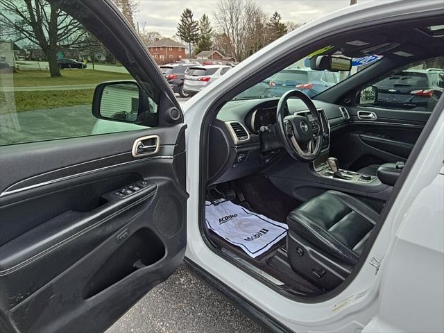 used 2016 Jeep Grand Cherokee car, priced at $14,995