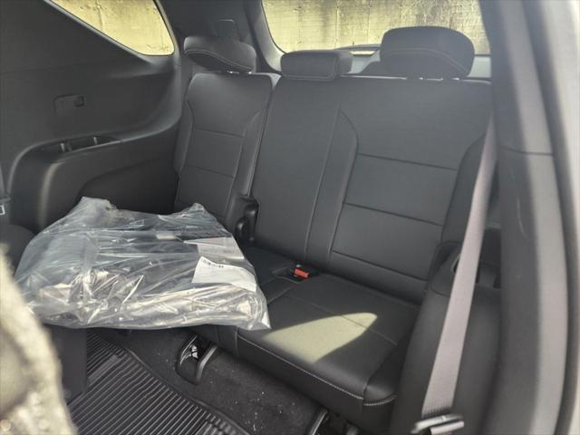 new 2025 Chevrolet Traverse car, priced at $40,739