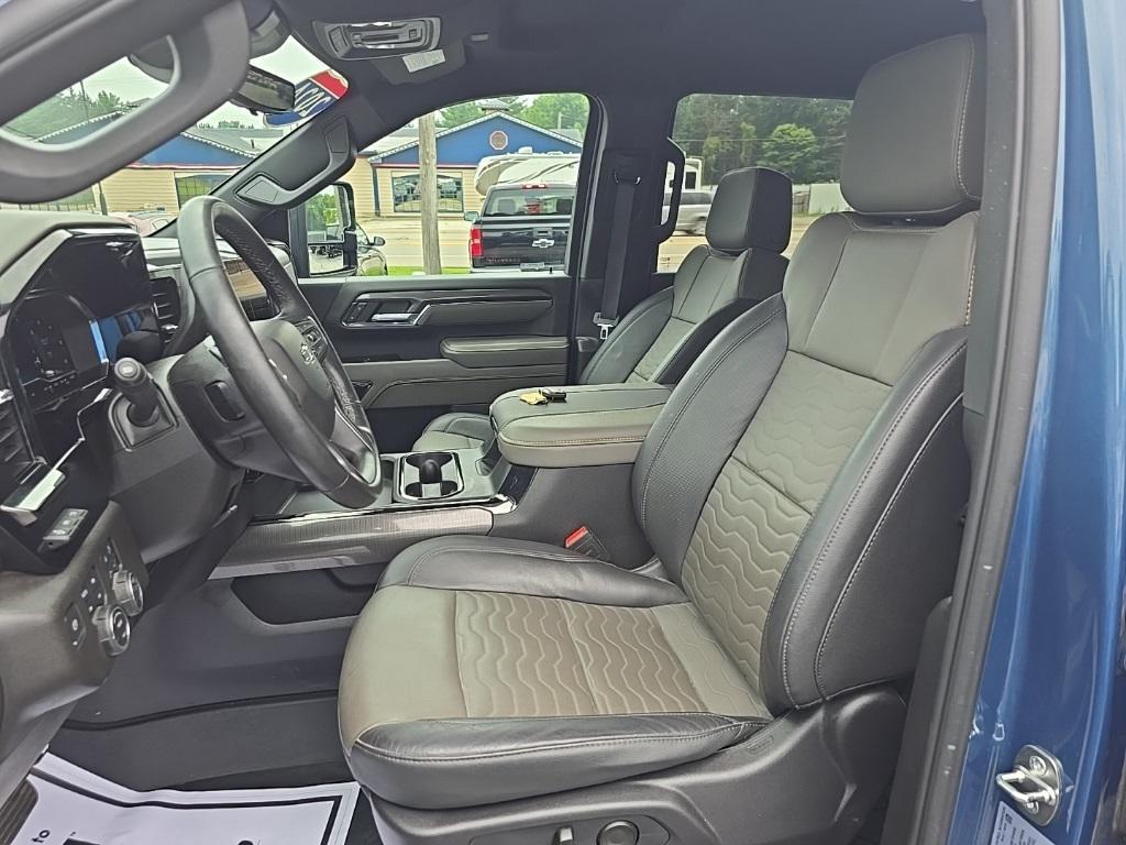used 2024 Chevrolet Silverado 2500 car, priced at $67,495