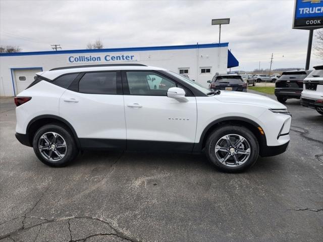 new 2025 Chevrolet Blazer car, priced at $39,925