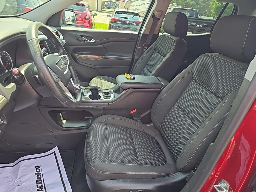 used 2023 GMC Acadia car, priced at $28,400