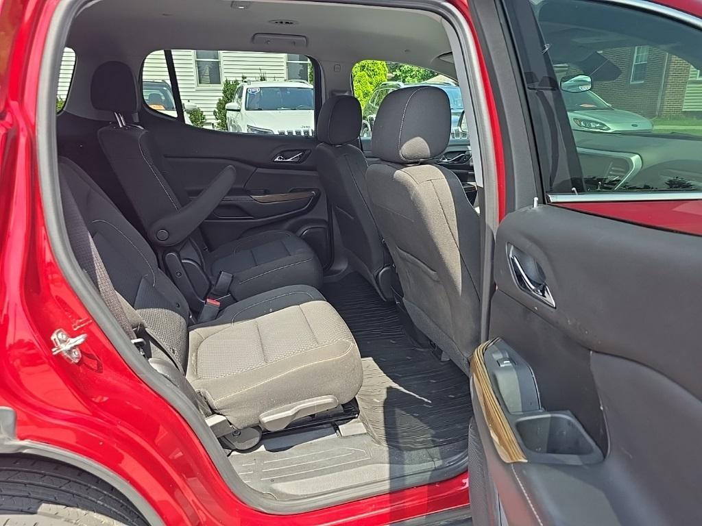 used 2023 GMC Acadia car, priced at $28,400