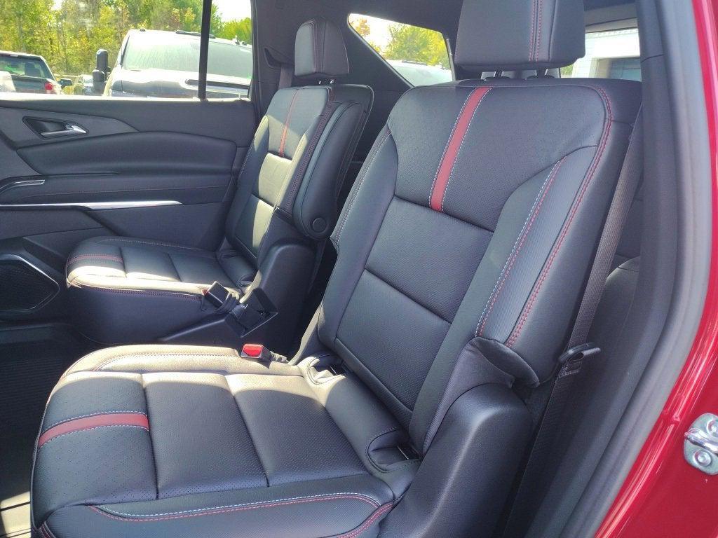 new 2026 Chevrolet Traverse car, priced at $55,568