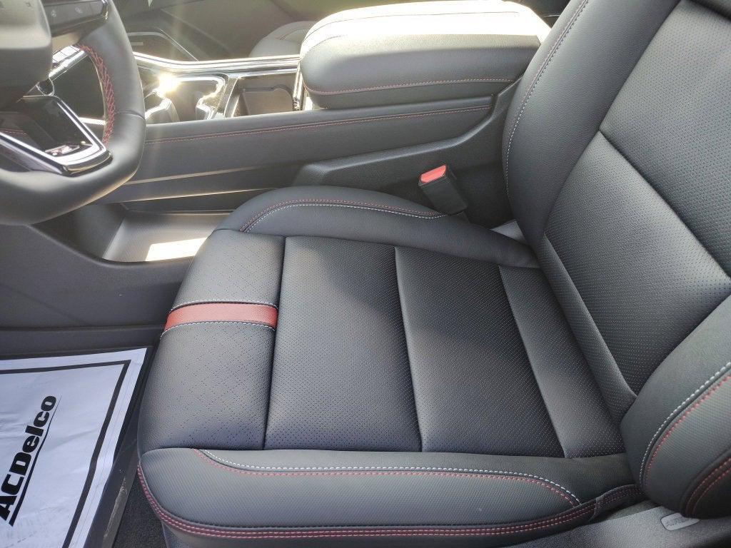 new 2026 Chevrolet Traverse car, priced at $55,568