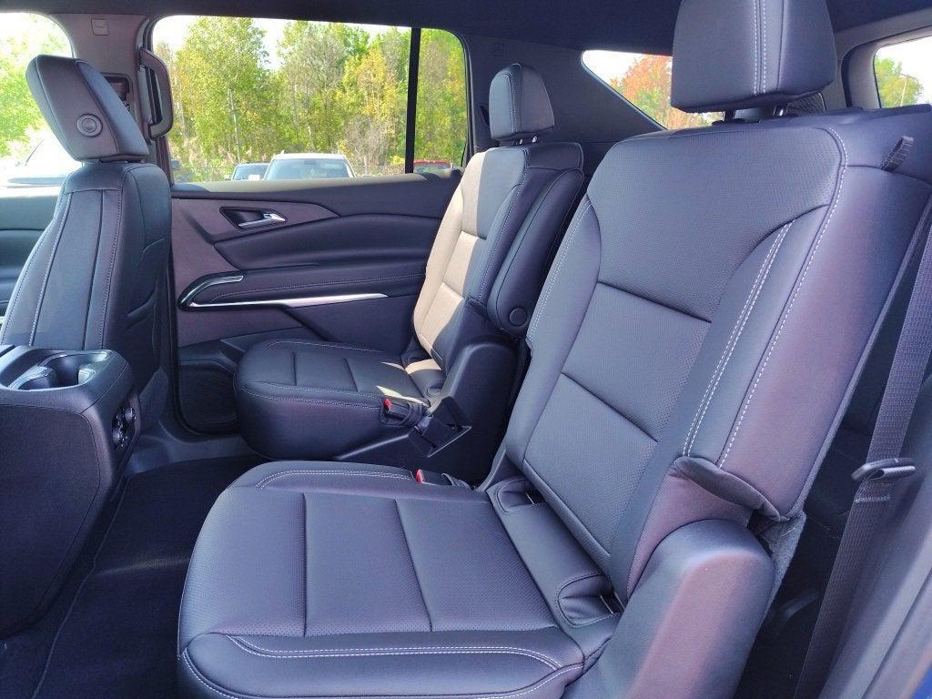 new 2026 Chevrolet Traverse car, priced at $40,807