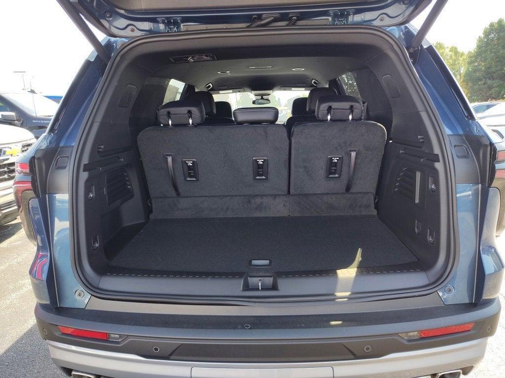 new 2026 Chevrolet Traverse car, priced at $40,807