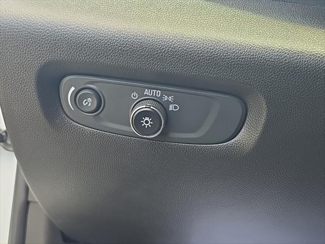 used 2022 Chevrolet Traverse car, priced at $30,750