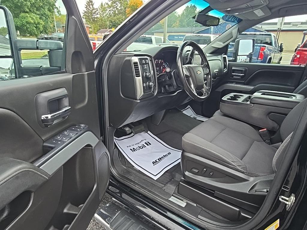 used 2019 Chevrolet Silverado 1500 car, priced at $23,000