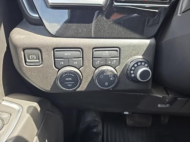 used 2022 Chevrolet Silverado 1500 car, priced at $37,250