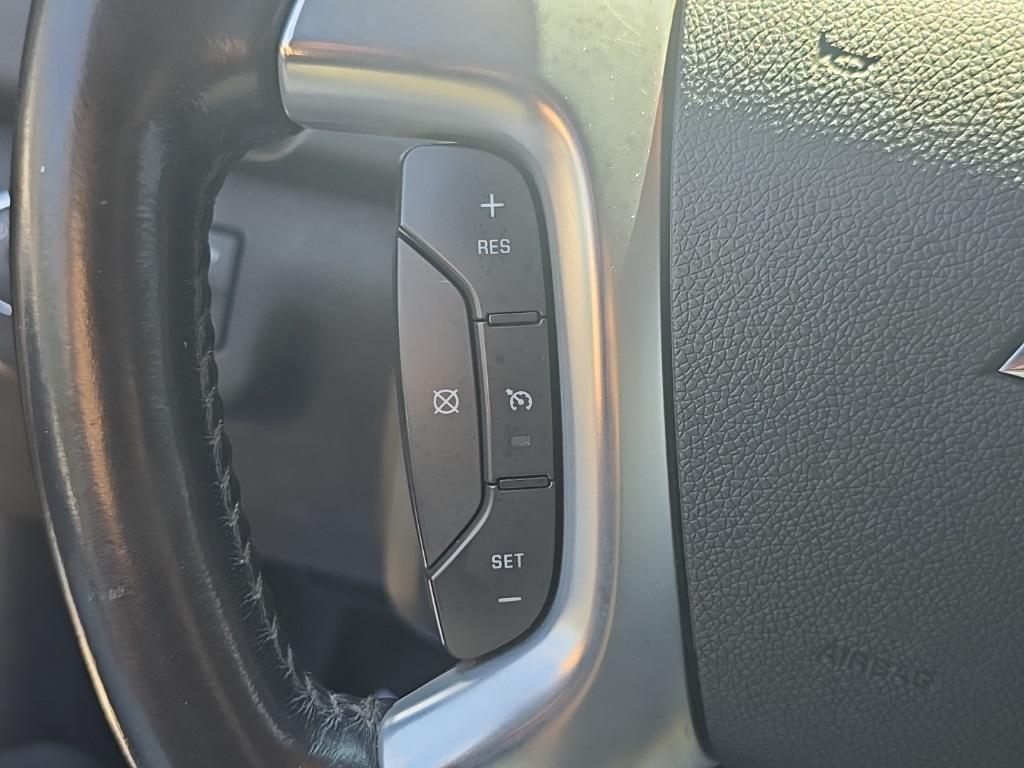 used 2015 Chevrolet Traverse car, priced at $6,200