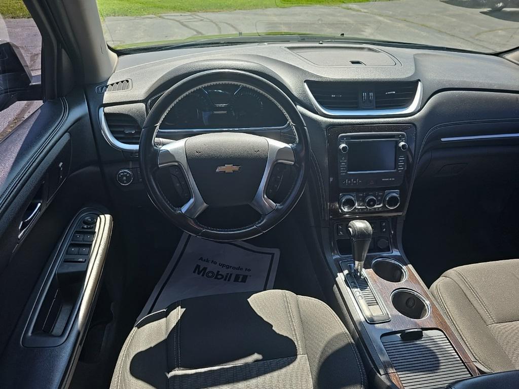 used 2015 Chevrolet Traverse car, priced at $6,200