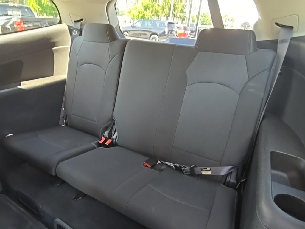 used 2015 Chevrolet Traverse car, priced at $6,200
