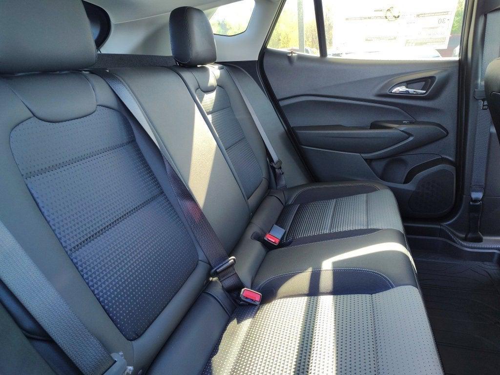 new 2025 Chevrolet Trax car, priced at $24,149