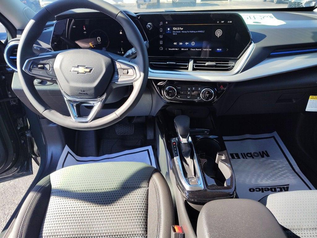 new 2025 Chevrolet Trax car, priced at $24,149