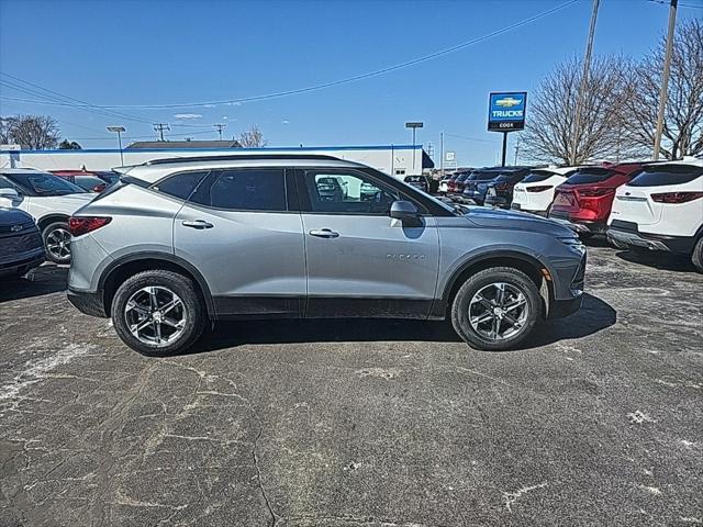 new 2025 Chevrolet Blazer car, priced at $37,699