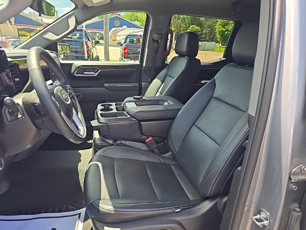 used 2024 GMC Sierra 1500 car, priced at $43,150