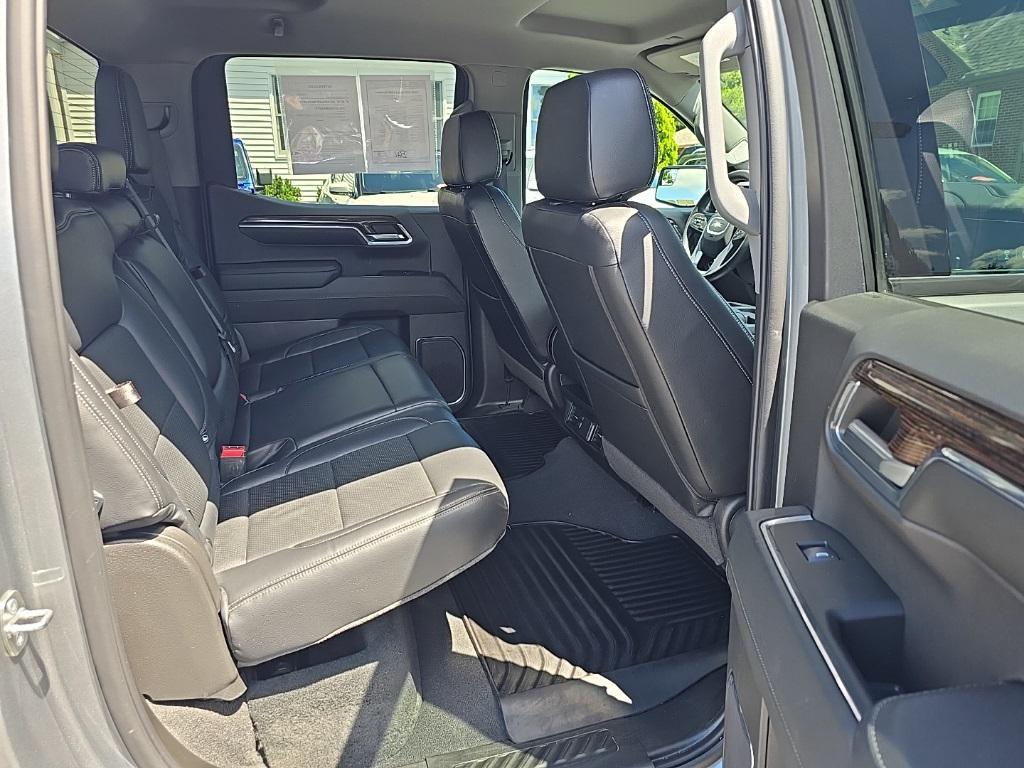 used 2024 GMC Sierra 1500 car, priced at $43,150