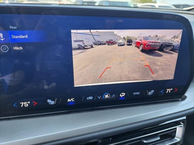 new 2025 Chevrolet Traverse car, priced at $40,875