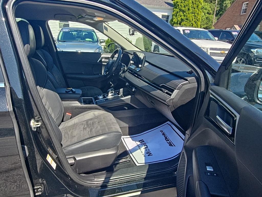 used 2022 Mitsubishi Outlander car, priced at $21,495