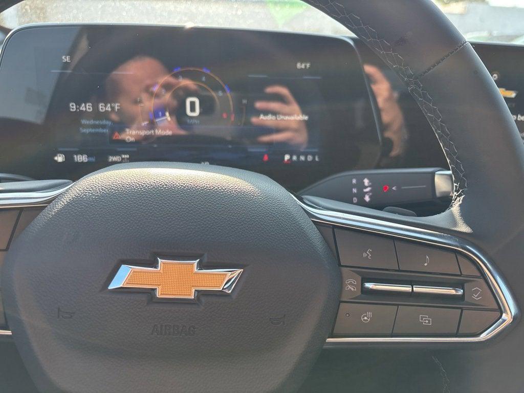 new 2026 Chevrolet Equinox car, priced at $30,004