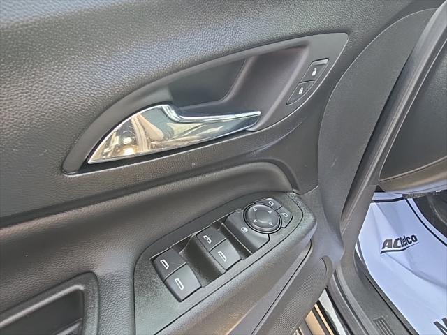 used 2022 Chevrolet Equinox car, priced at $21,995