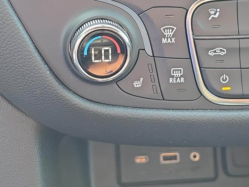 used 2024 Chevrolet Equinox car, priced at $22,250