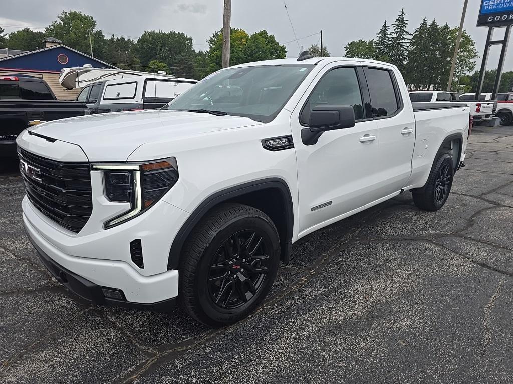 used 2023 GMC Sierra 1500 car, priced at $43,495