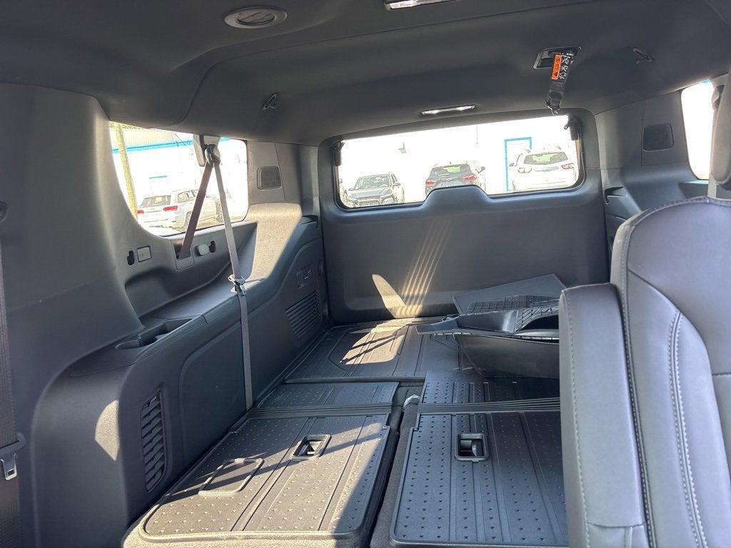 new 2025 Chevrolet Suburban car, priced at $72,328