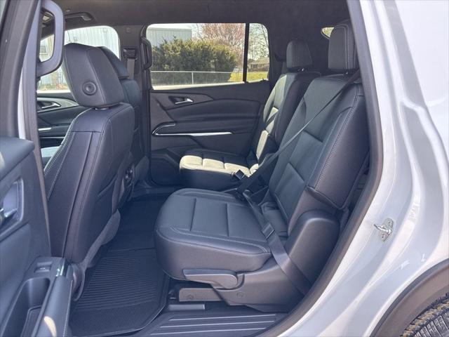 new 2025 Chevrolet Traverse car, priced at $42,571