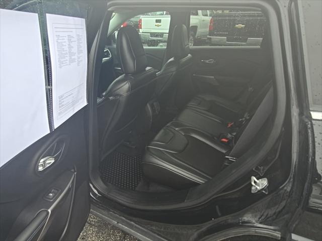 used 2019 Jeep Cherokee car, priced at $15,495
