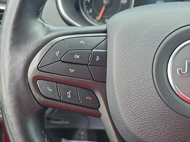 used 2019 Jeep Cherokee car, priced at $12,795