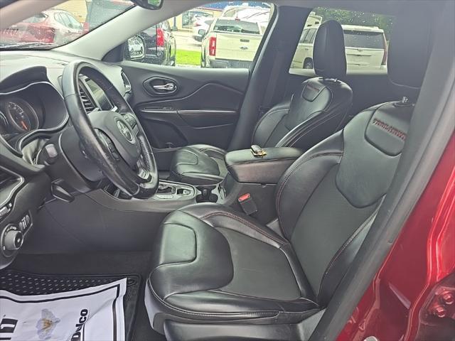 used 2019 Jeep Cherokee car, priced at $12,795