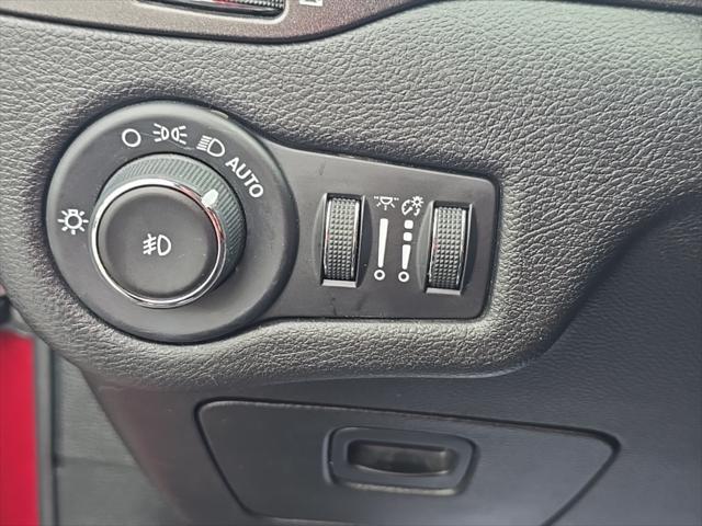 used 2019 Jeep Cherokee car, priced at $12,795