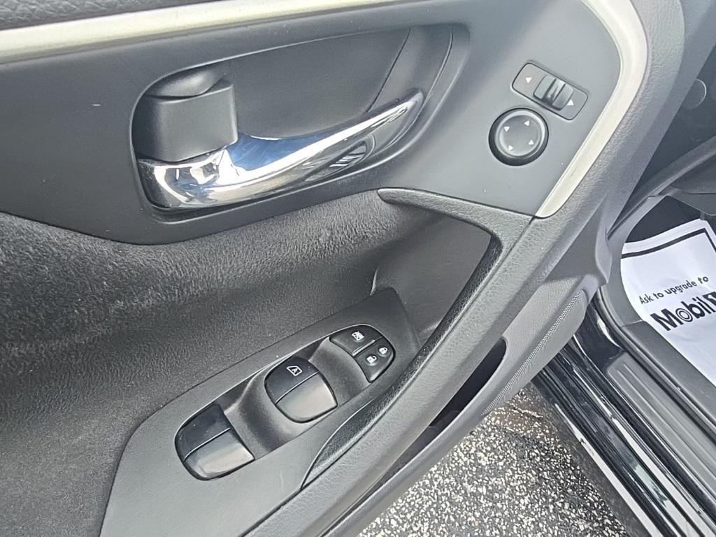 used 2015 Nissan Altima car, priced at $6,000