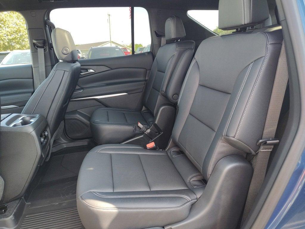 new 2026 Chevrolet Traverse car, priced at $45,892