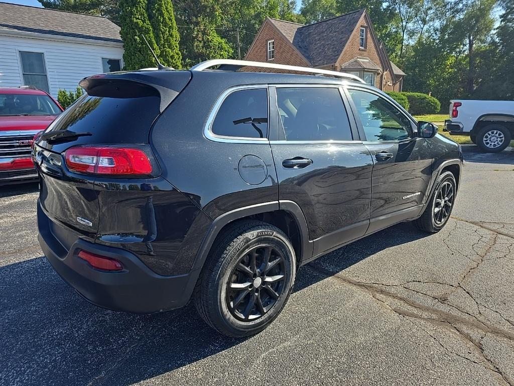 used 2015 Jeep Cherokee car, priced at $9,995