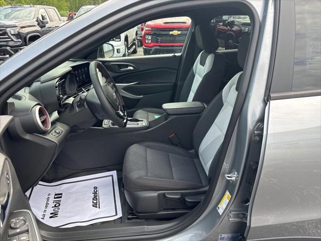 new 2025 Chevrolet Trax car, priced at $22,749