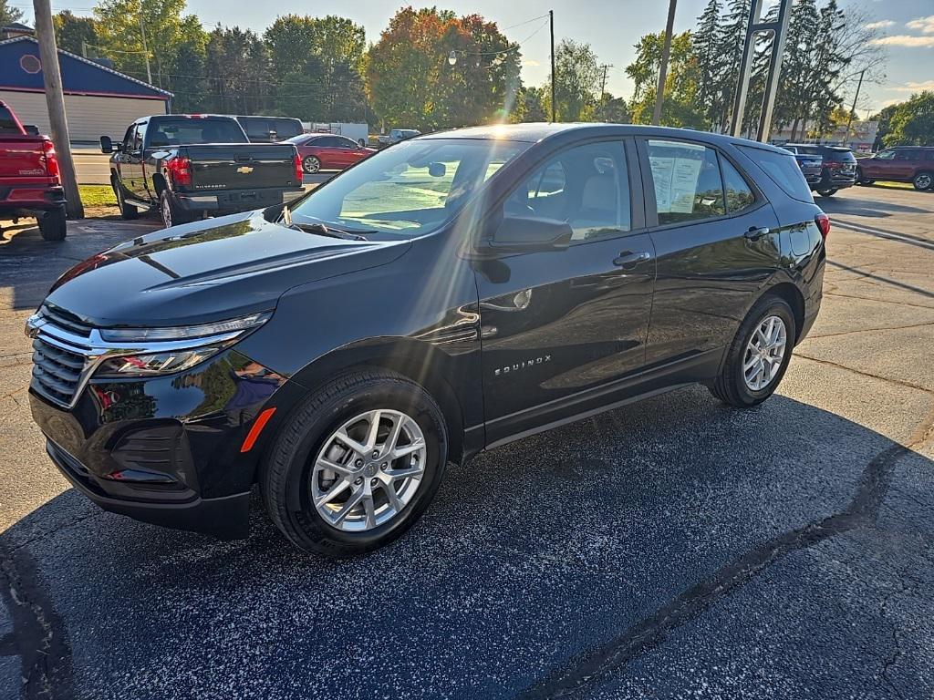 used 2024 Chevrolet Equinox car, priced at $22,250