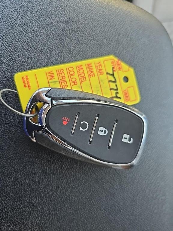 used 2024 Chevrolet Equinox car, priced at $22,250