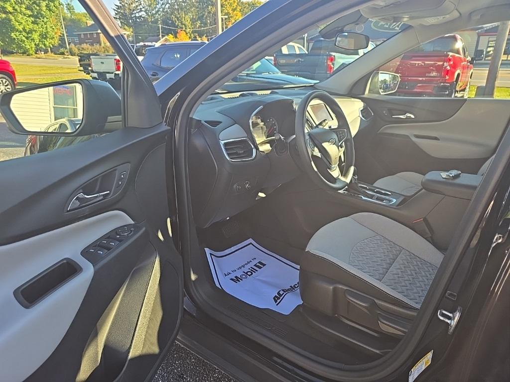 used 2024 Chevrolet Equinox car, priced at $22,250