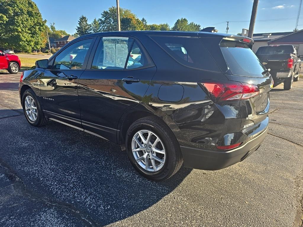 used 2024 Chevrolet Equinox car, priced at $22,250