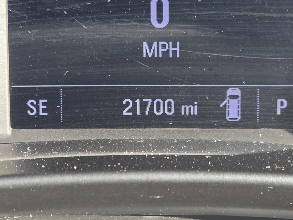 used 2024 Chevrolet Equinox car, priced at $22,250