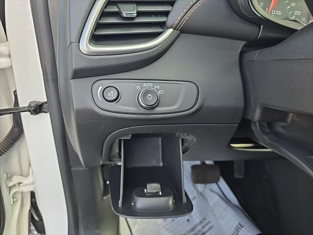 used 2022 Chevrolet Trax car, priced at $18,995