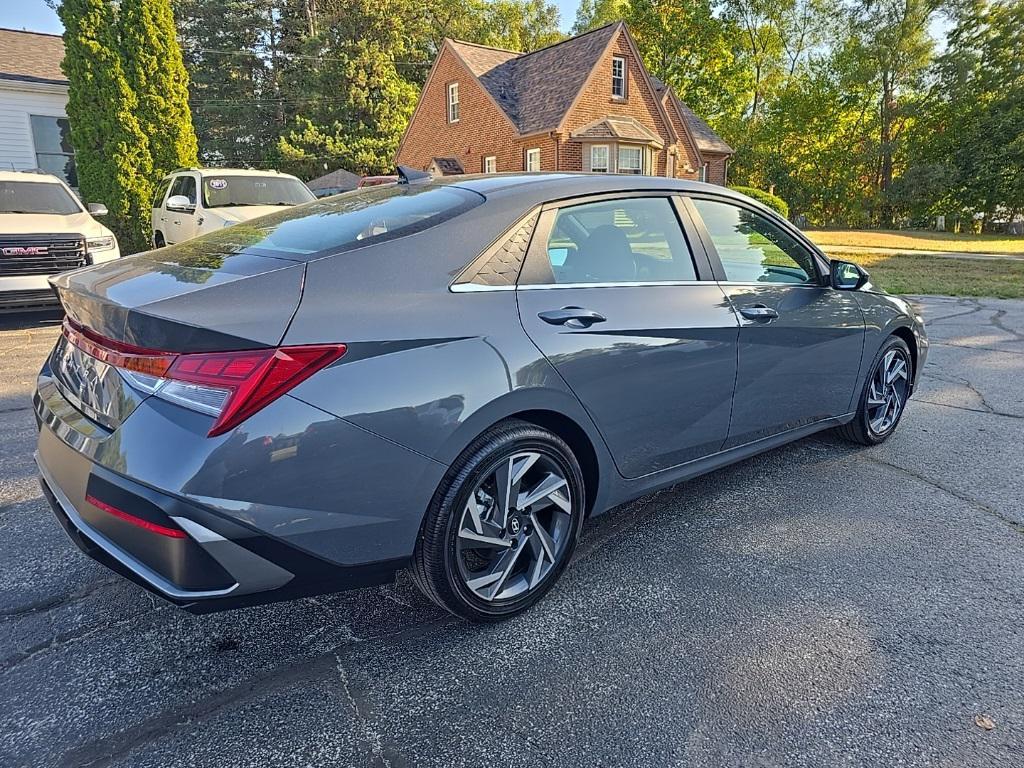 used 2025 Hyundai Elantra car, priced at $22,250