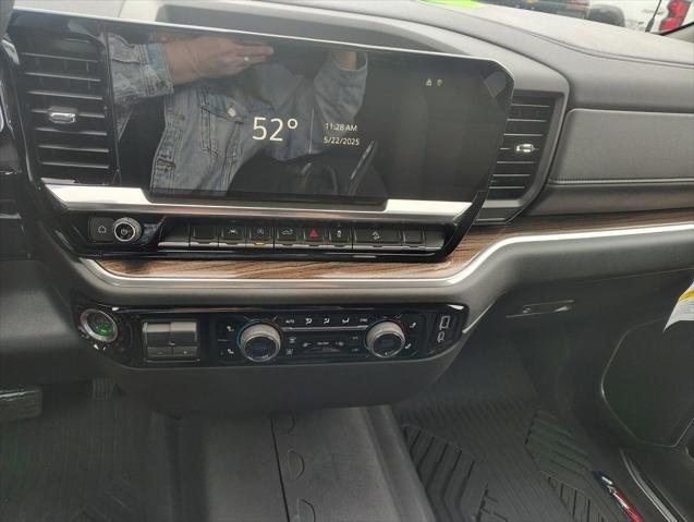 new 2025 Chevrolet Silverado 1500 car, priced at $51,097