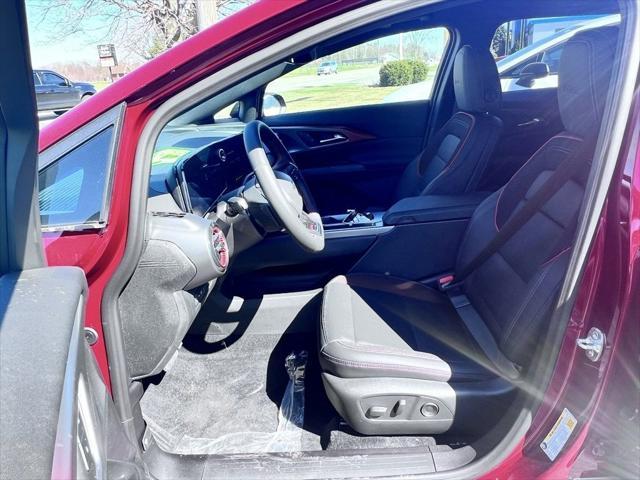 new 2025 Chevrolet Equinox EV car, priced at $40,040