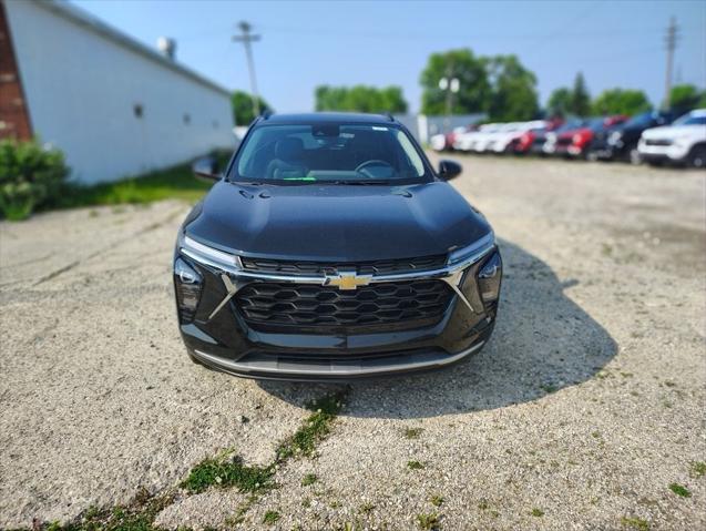 new 2025 Chevrolet Trax car, priced at $23,917