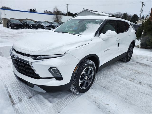 new 2025 Chevrolet Blazer car, priced at $35,226