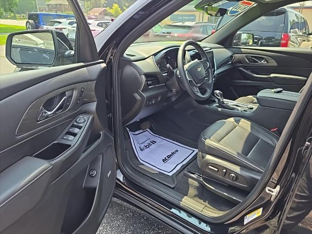 used 2023 Chevrolet Traverse car, priced at $37,250